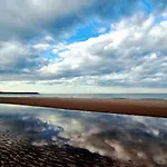 Casa de Férias Seaspray - Part Of The The Bay Village With Pool, Gym And Direct Access, Pub, Restaurant, Tennis And Meadows Walks *