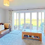 Casa de Férias Seaspray - Part Of The The Bay Village With Pool, Gym And Direct Access, Pub, Restaurant, Tennis And Meadows Walks *