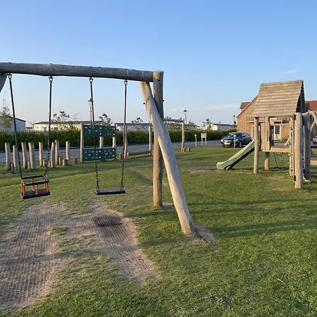 Seaspray - Part Of The The Bay Village With Pool, Gym And Direct Access, Pub, Restaurant, Tennis And Meadows Walks
